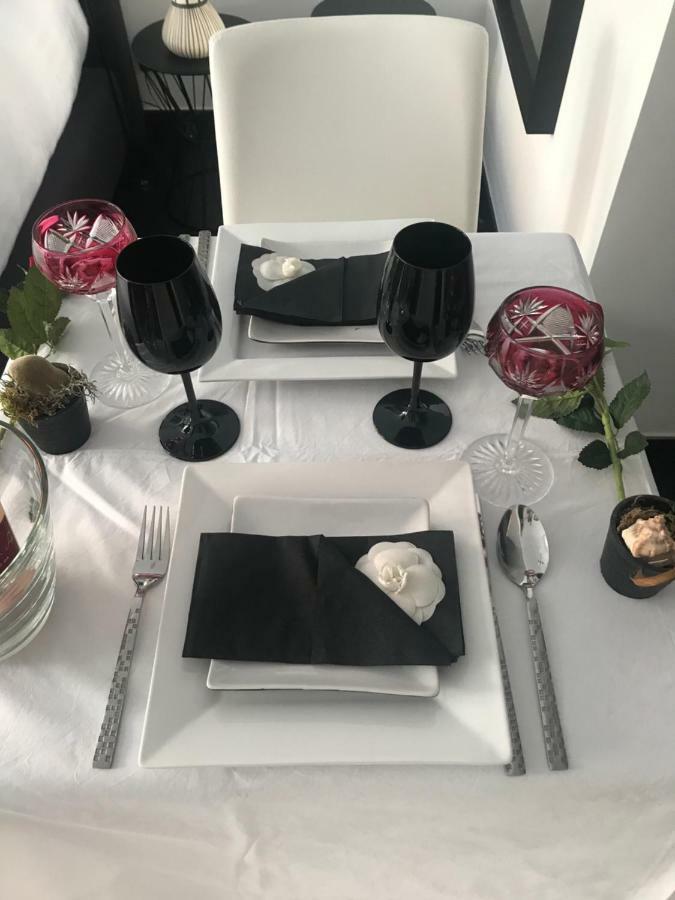 Les Lofts De Styliste Aparthotel Saint-Gilles Kültér fotó