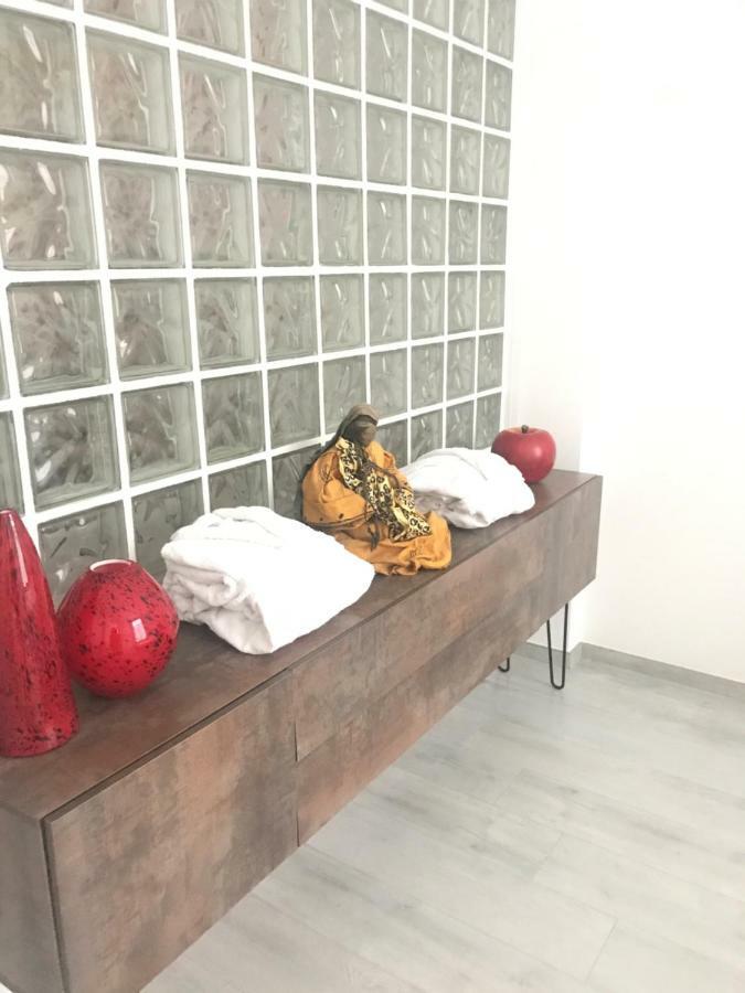 Les Lofts De Styliste Aparthotel Saint-Gilles Kültér fotó
