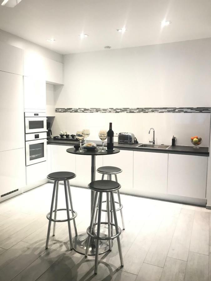 Les Lofts De Styliste Aparthotel Saint-Gilles Kültér fotó
